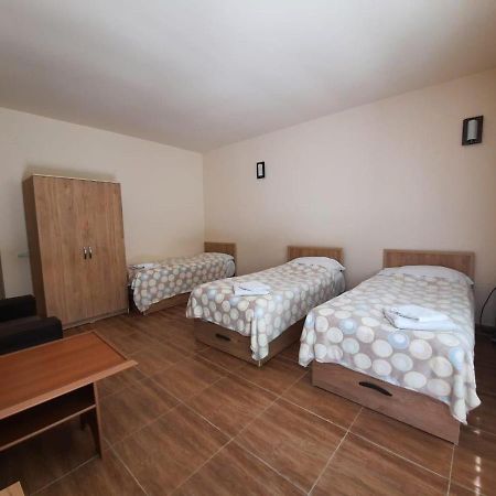 Lucytour Hotel Hermon ภายนอก รูปภาพ