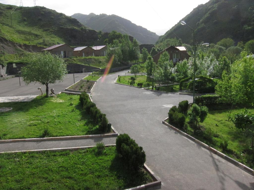 Lucytour Hotel Hermon ภายนอก รูปภาพ