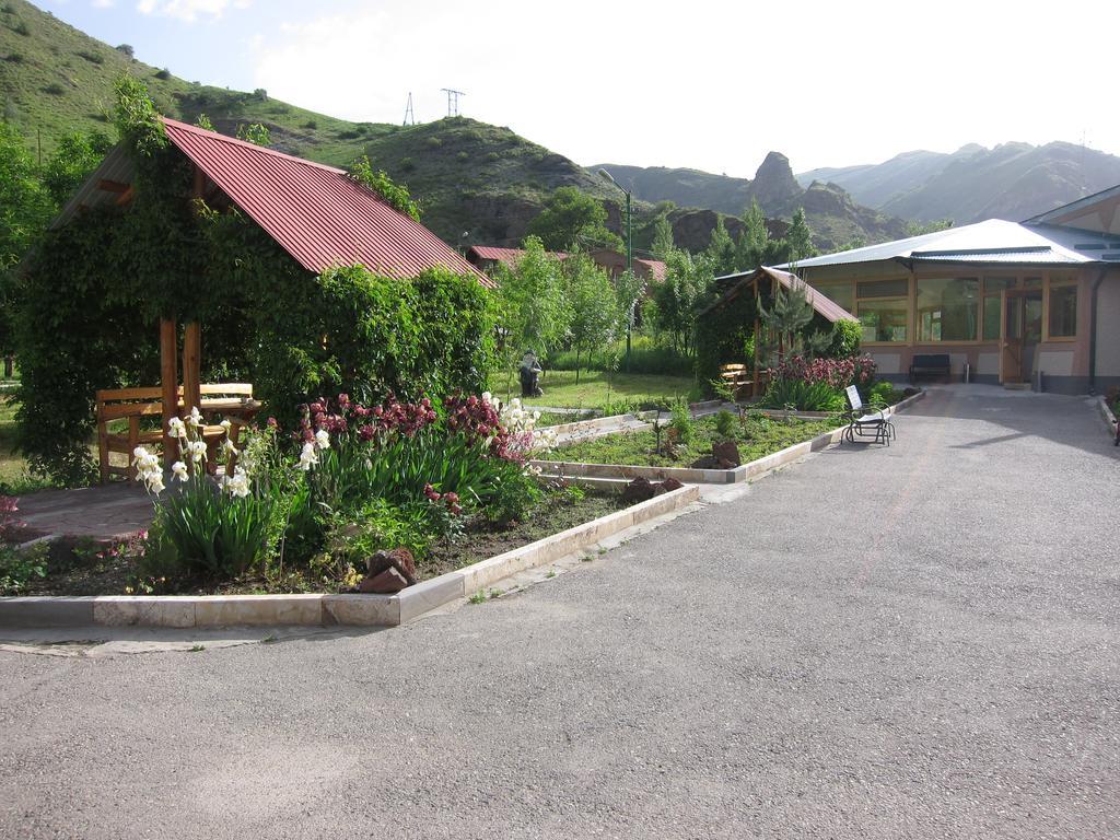 Lucytour Hotel Hermon ภายนอก รูปภาพ